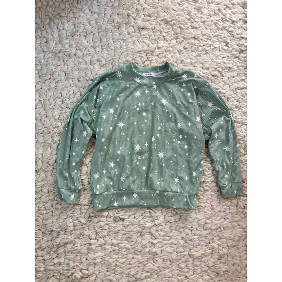 Girls Little Sis Bliss Green Star Print LS tee Size 6Y lightweight - Picture 2 of 5